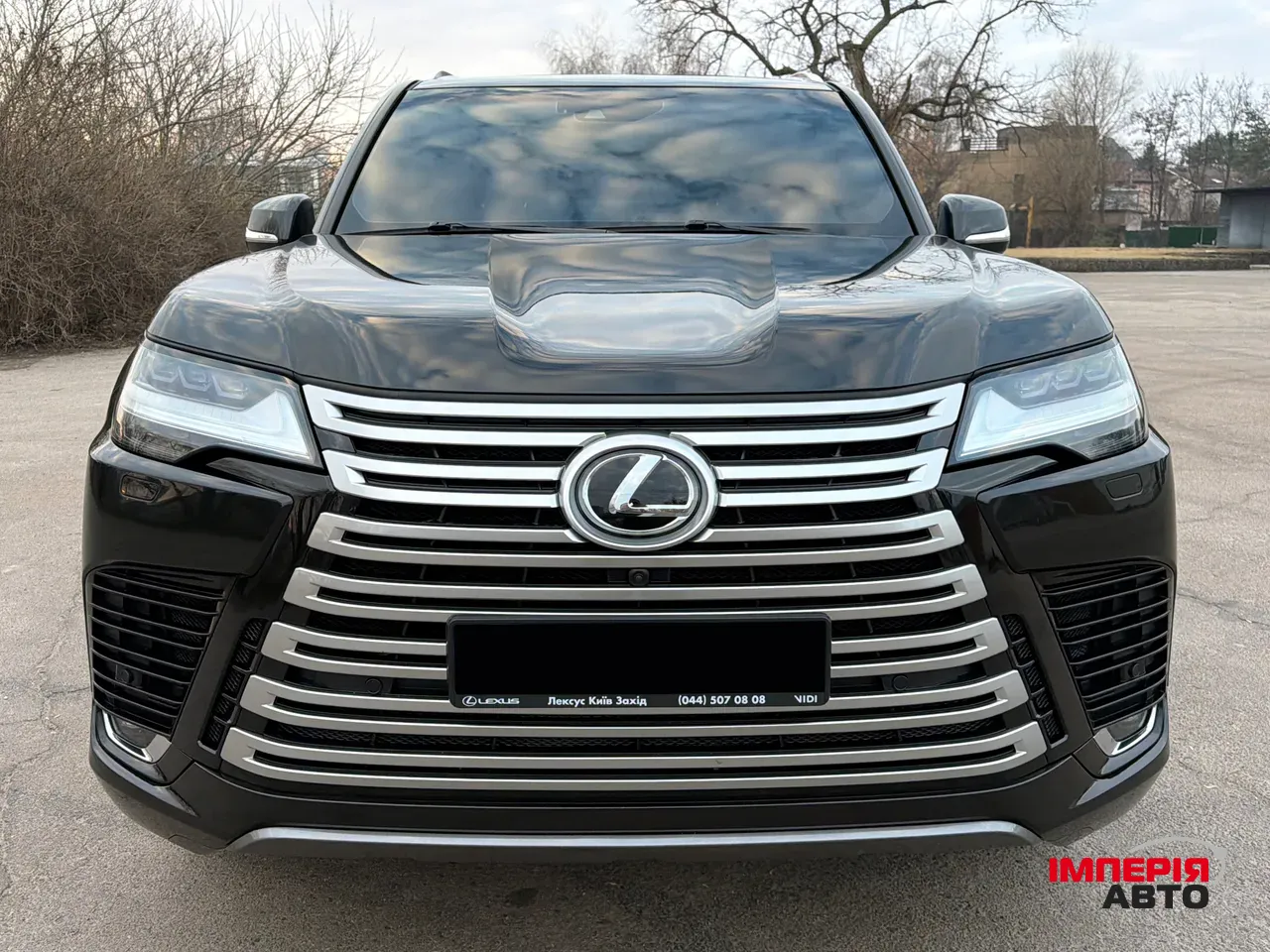 Lexus LX - фото 5