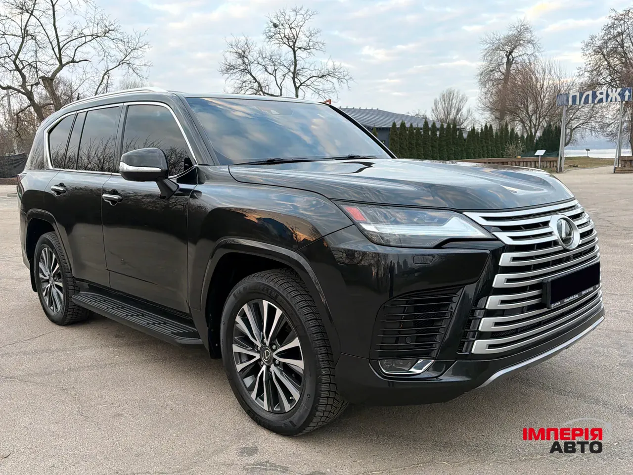 Lexus LX - фото 6
