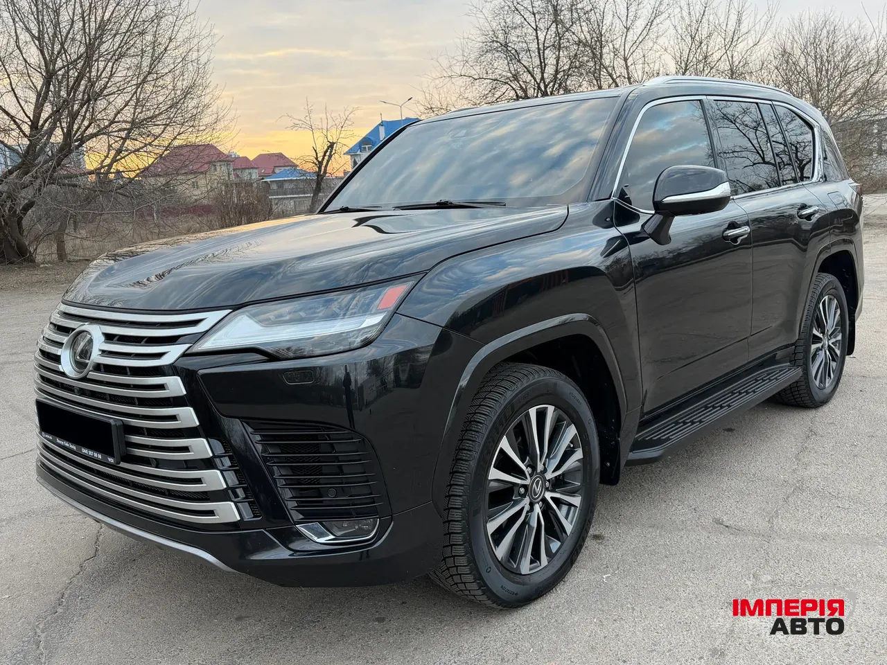 Lexus LX - фото 12