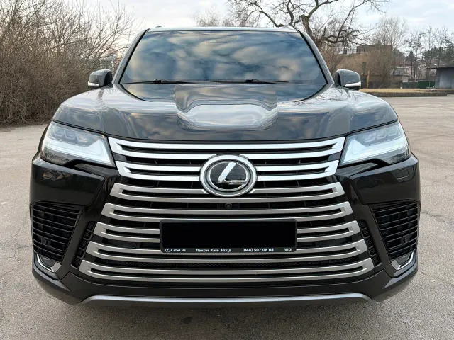 Lexus LX - фото 5
