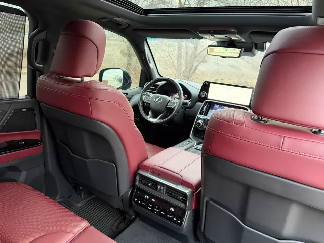 Lexus LX - фото 4