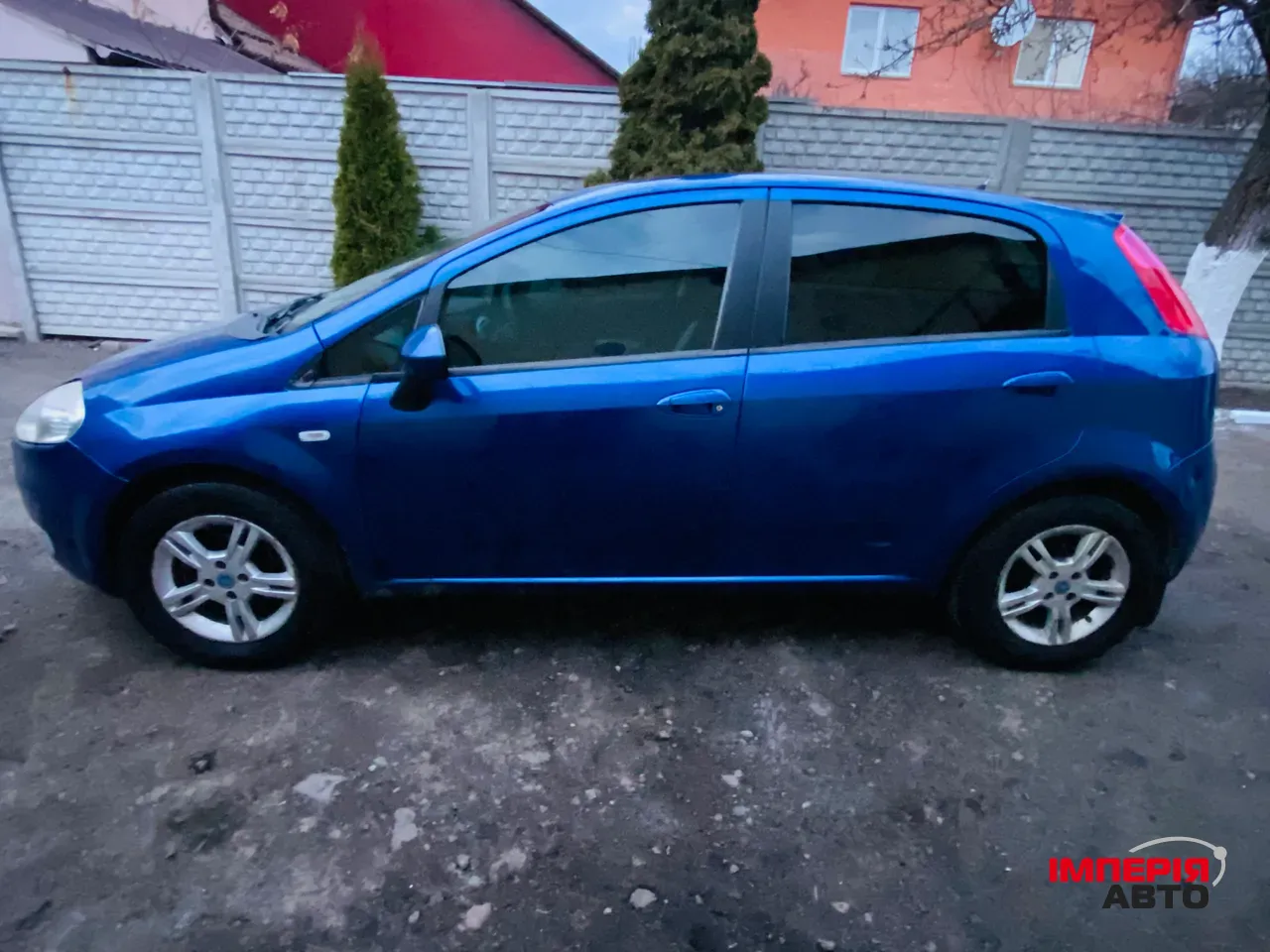 Fiat Punto - фото 3