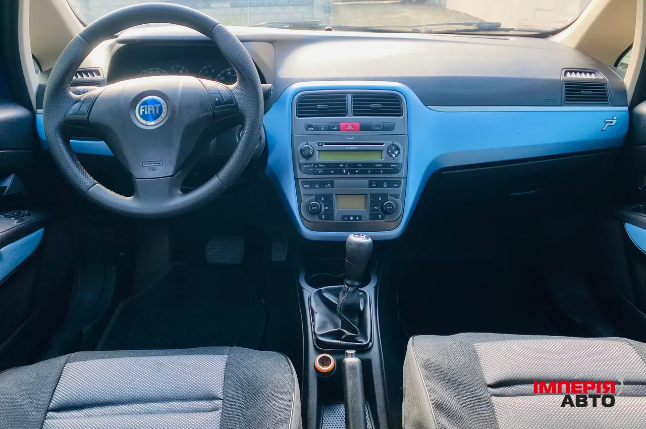 Fiat Punto - фото 8