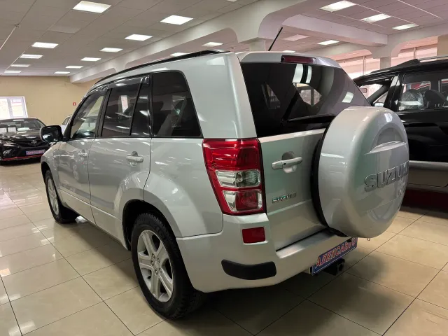 Suzuki Grand Vitara - фото 5