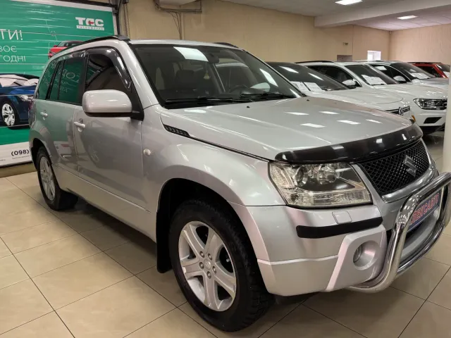 Suzuki Grand Vitara - фото 1