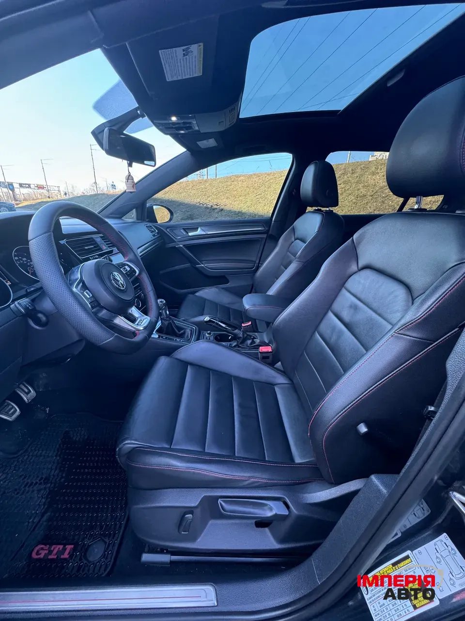 Volkswagen Golf GTI - фото 7