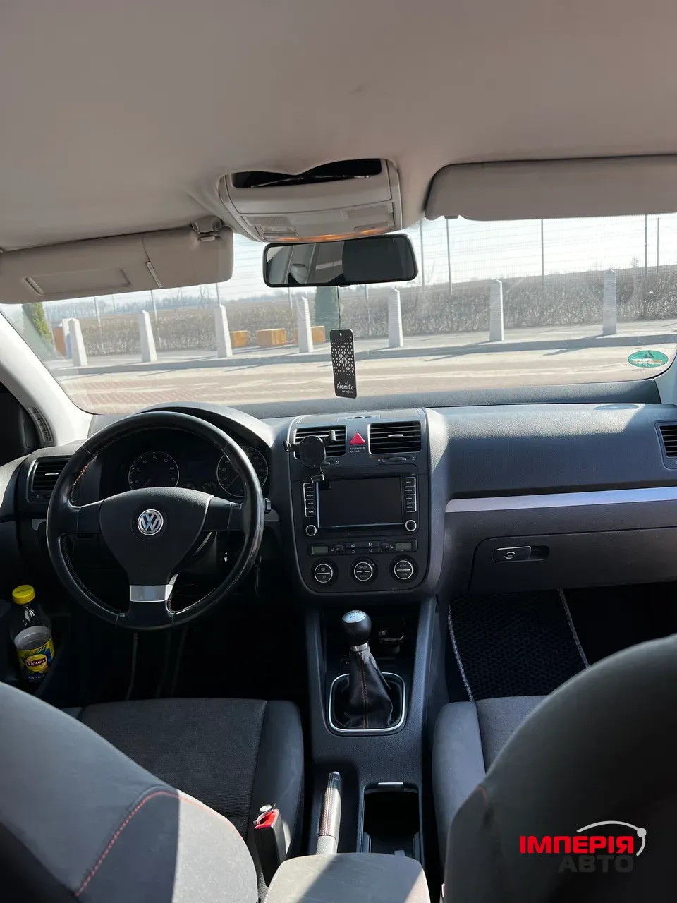 Volkswagen Golf - фото 7