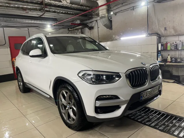 BMW X3 - фото 1