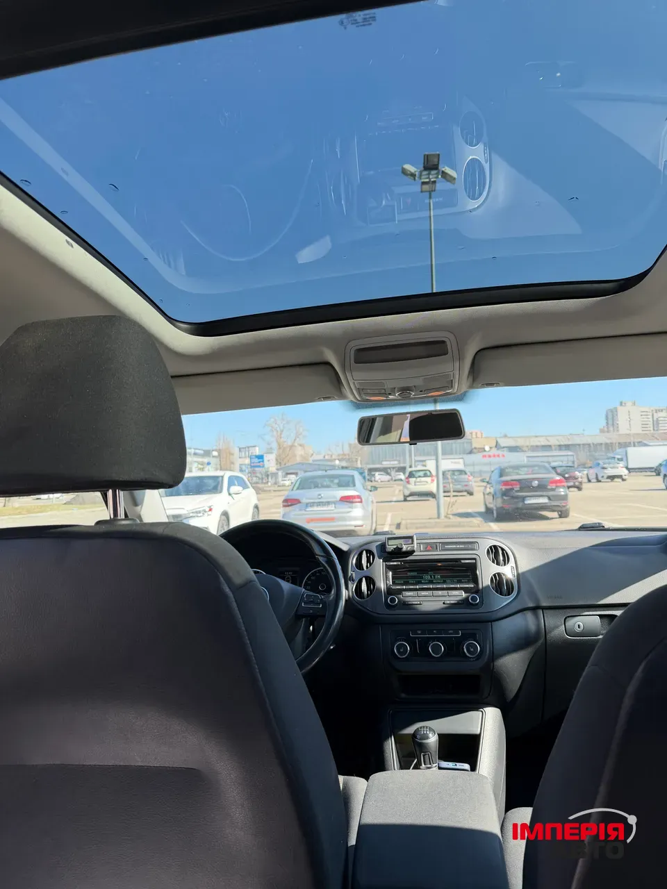 Volkswagen Tiguan - фото 5