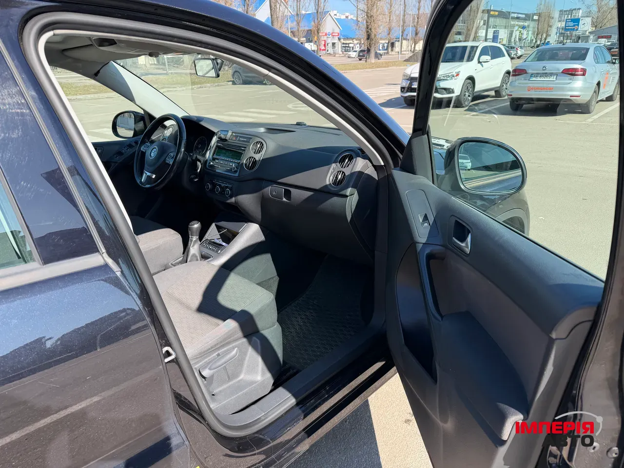 Volkswagen Tiguan - фото 7