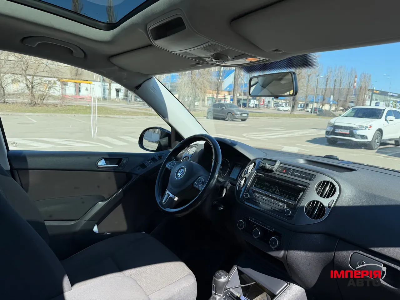 Volkswagen Tiguan - фото 3