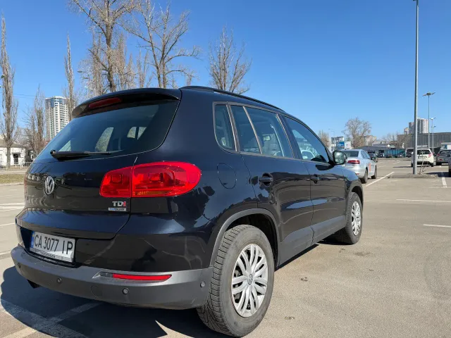 Volkswagen Tiguan - фото 2