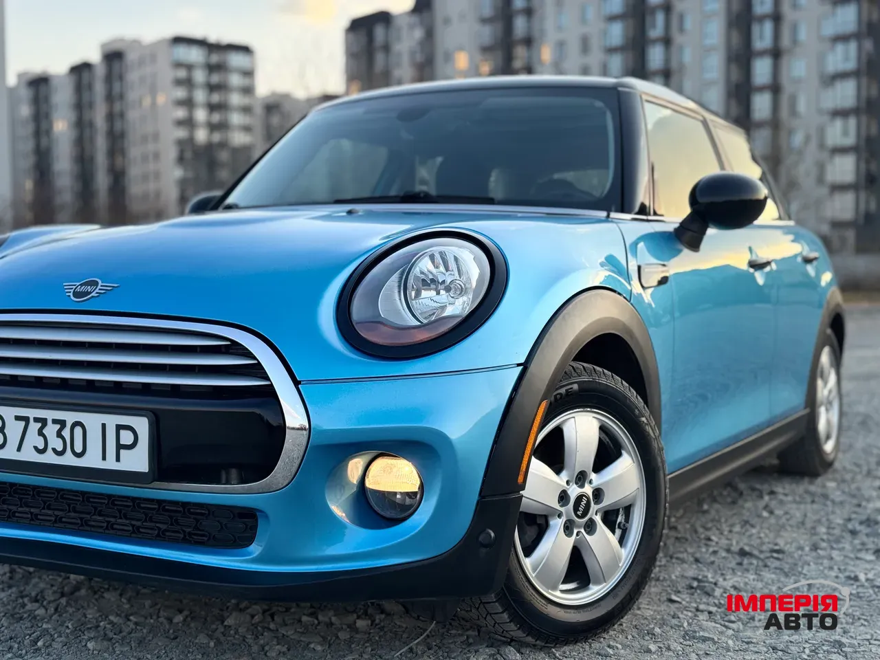 Mini Hatch - фото 1