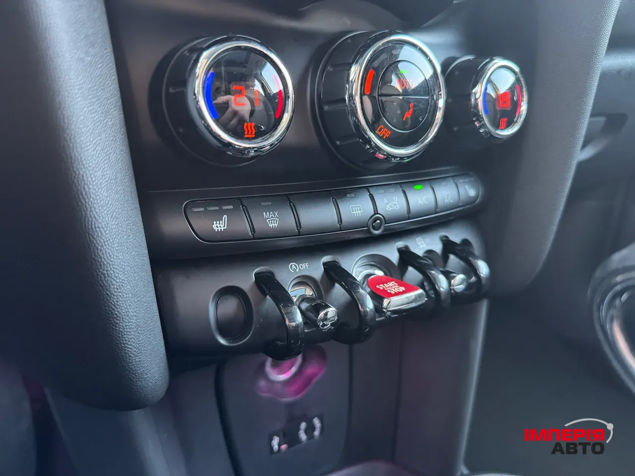 Mini Hatch - фото 31