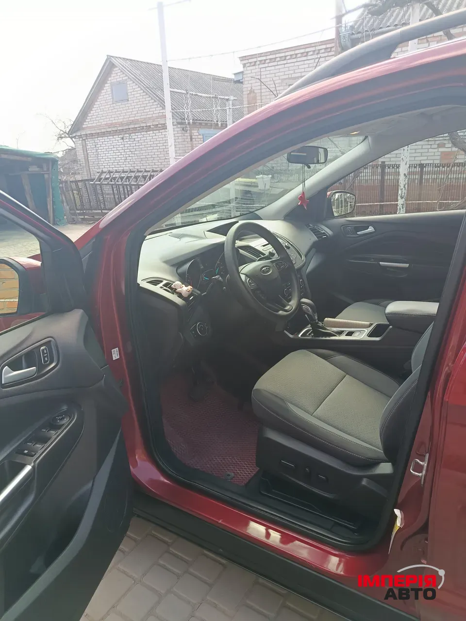 Ford Escape - фото 10