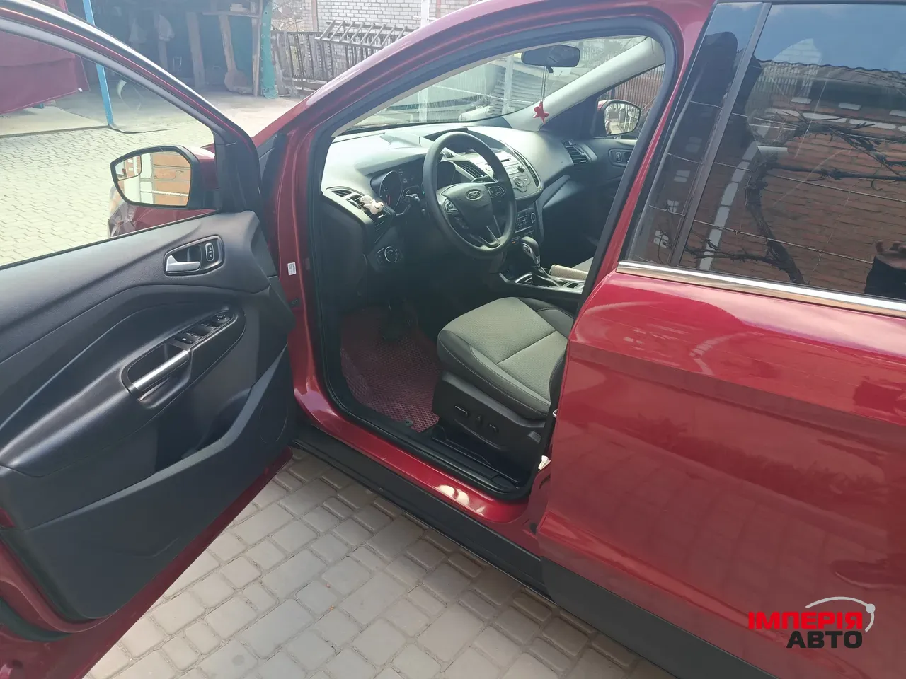 Ford Escape - фото 11