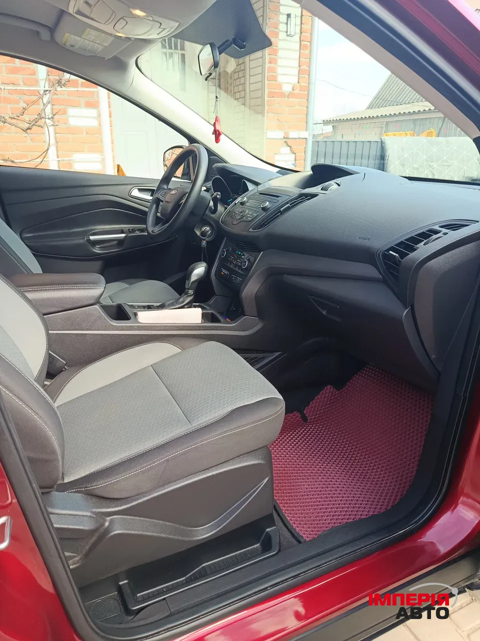 Ford Escape - фото 7