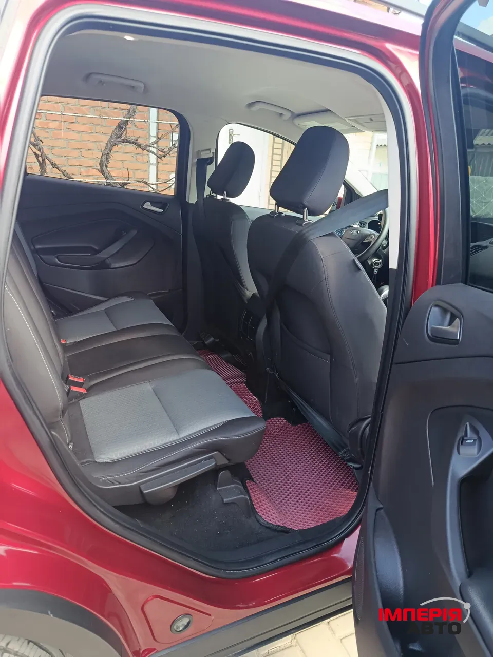 Ford Escape - фото 8