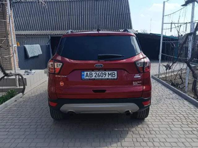 Ford Escape - фото 5