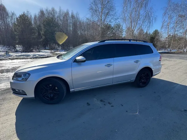 Volkswagen Passat - фото 2