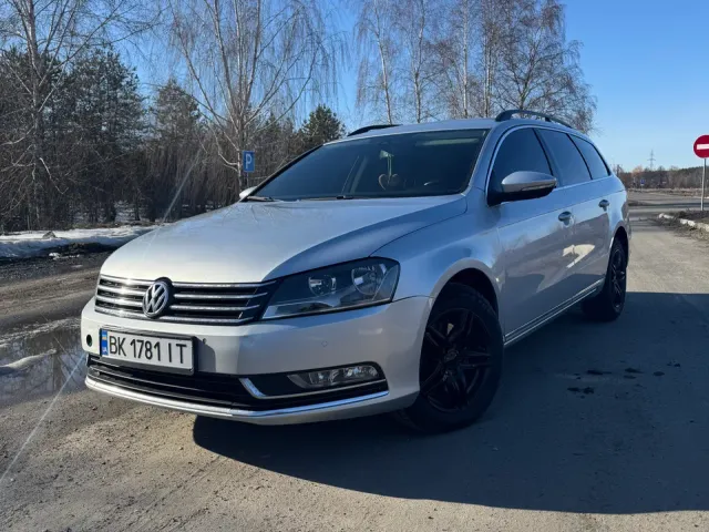 Volkswagen Passat - фото 1