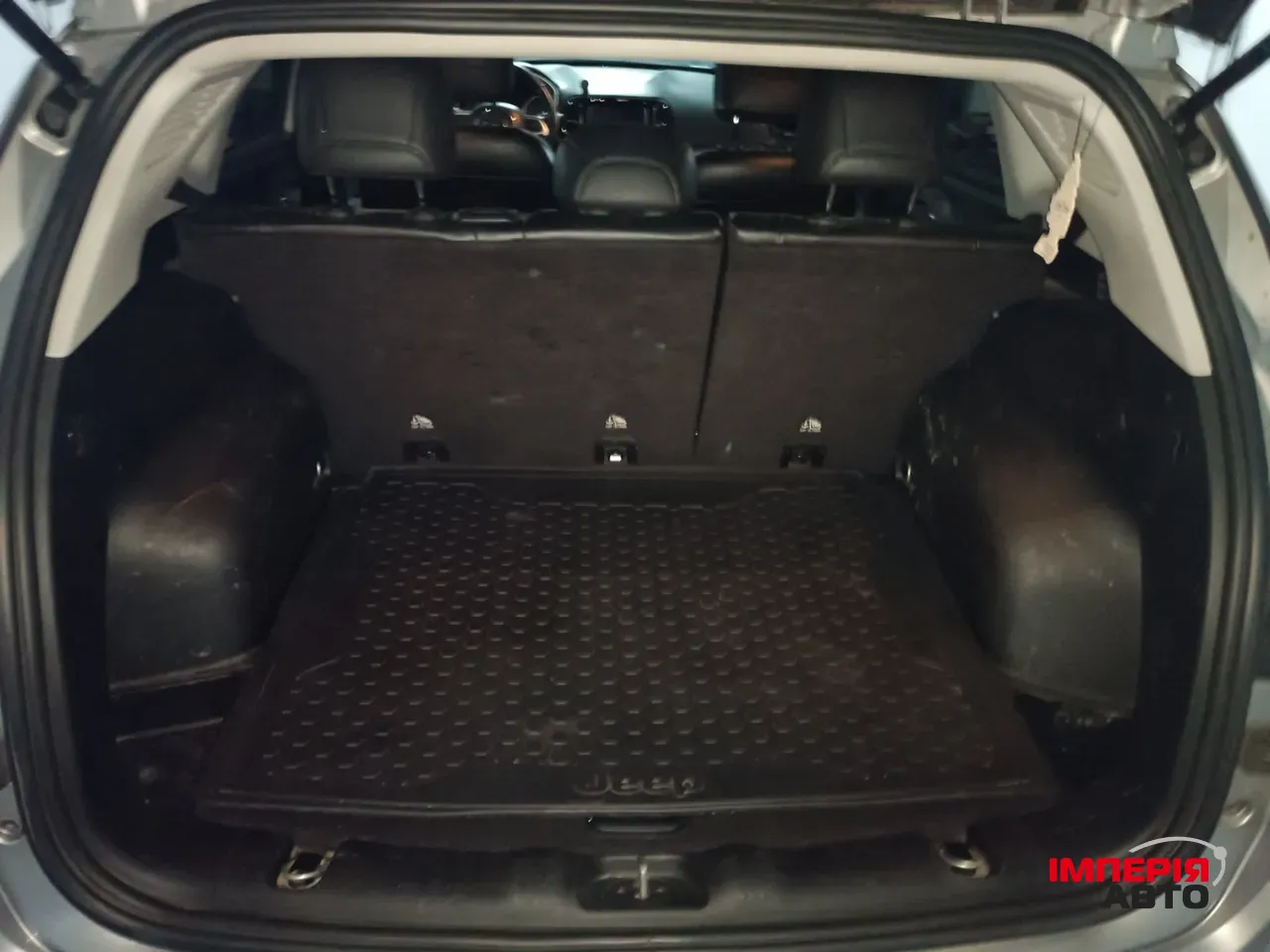 Jeep Compass - фото 8