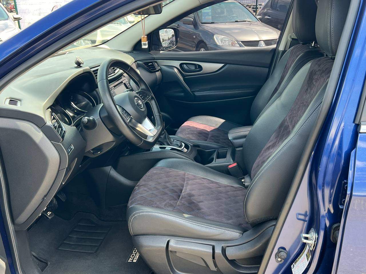 Nissan Rogue Sport - фото 14