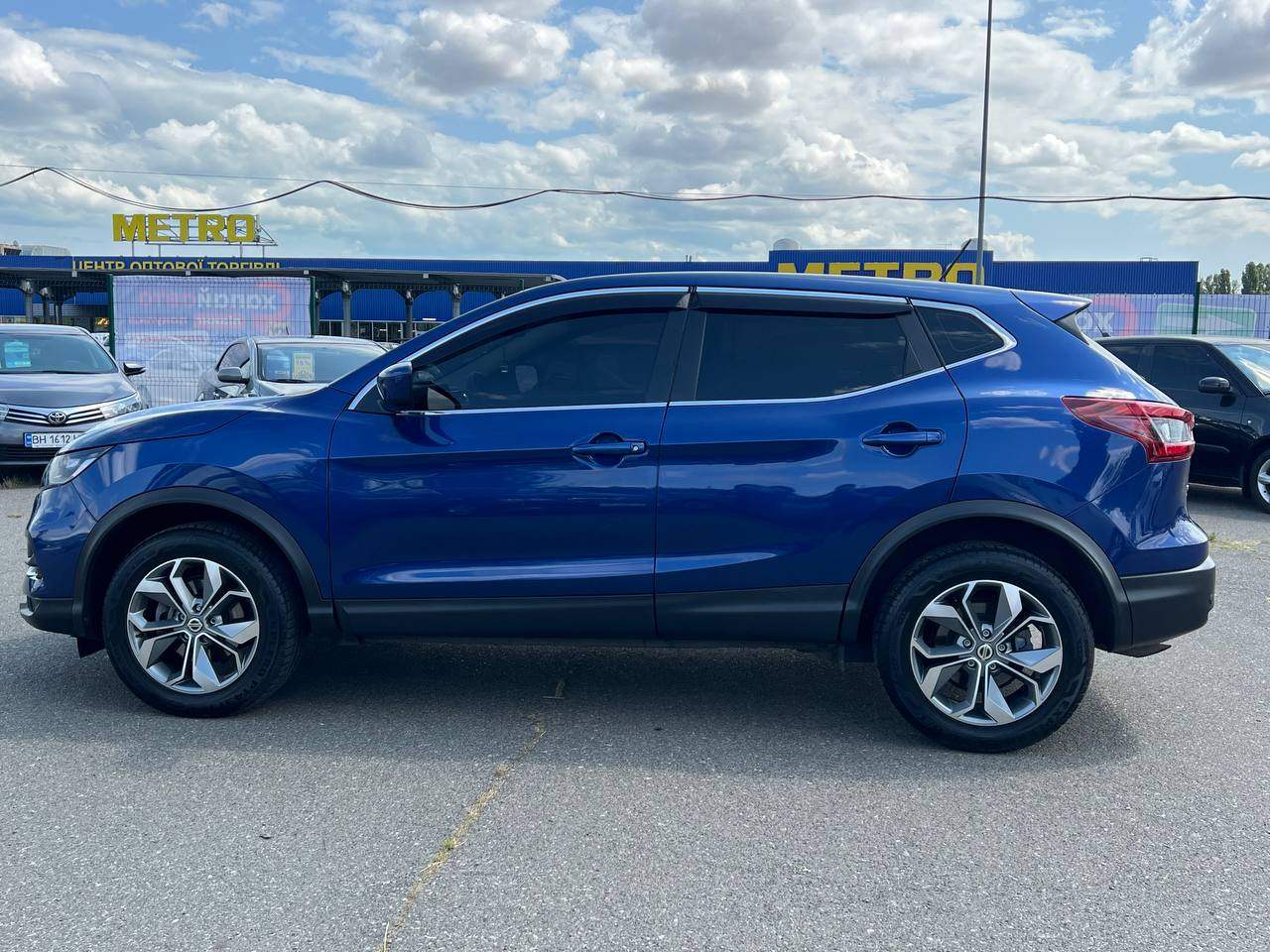 Nissan Rogue Sport - фото 12