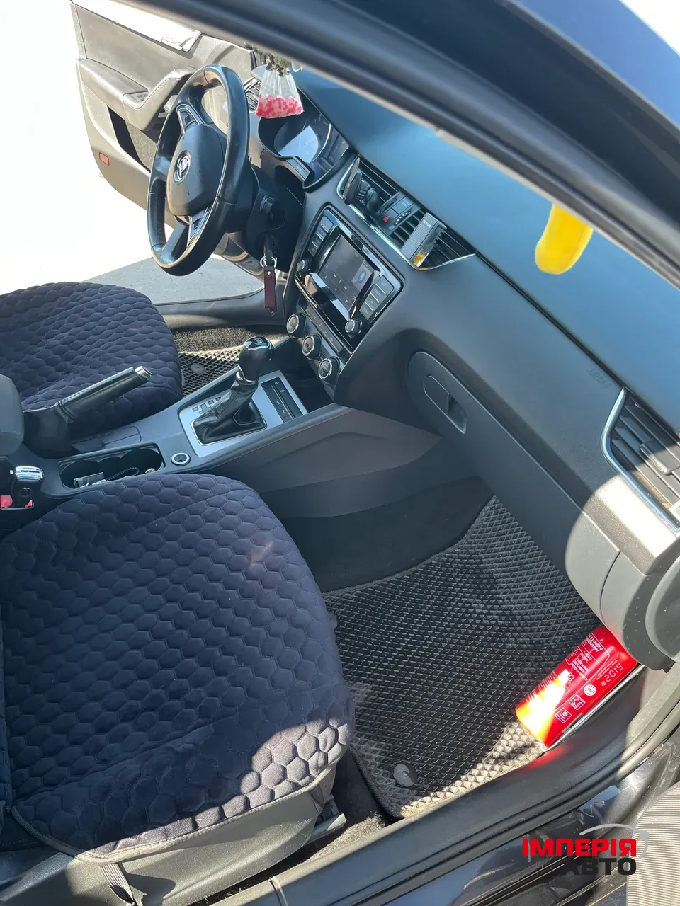 Skoda Octavia - фото 9