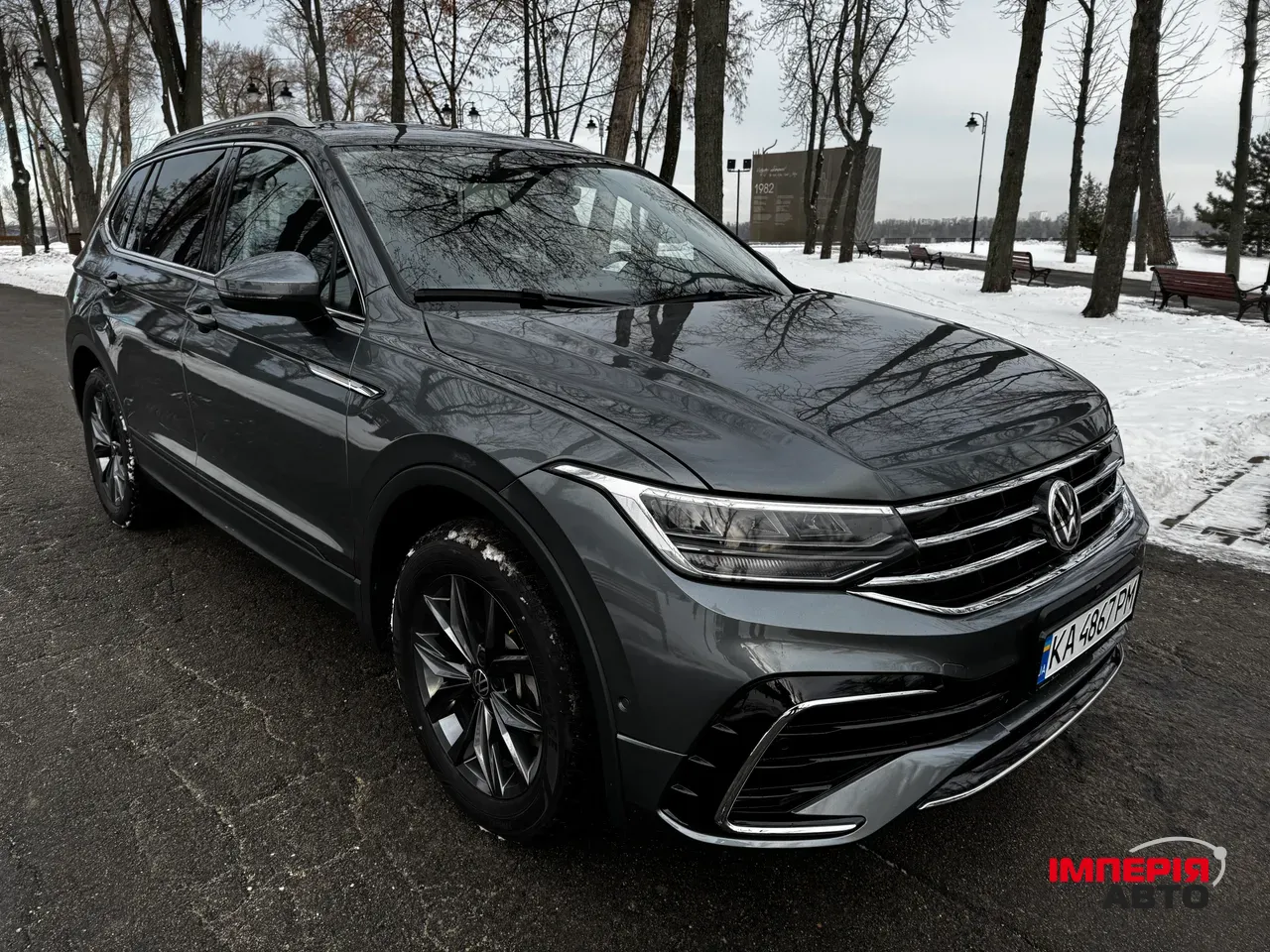 Volkswagen Tiguan R - фото 1