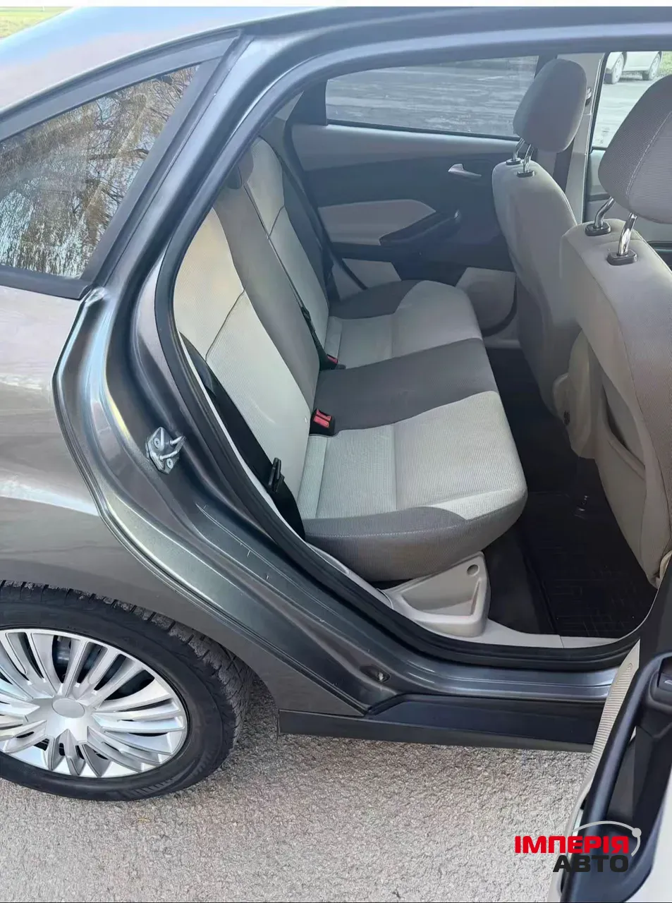 Ford Focus - фото 6