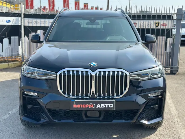 BMW X7 - фото 3