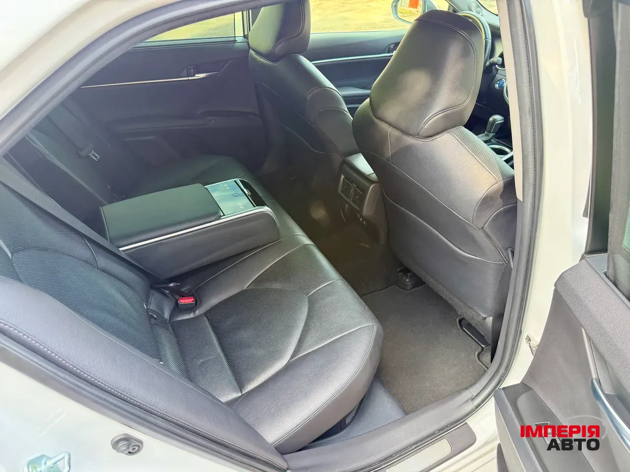 Toyota Camry - фото 13