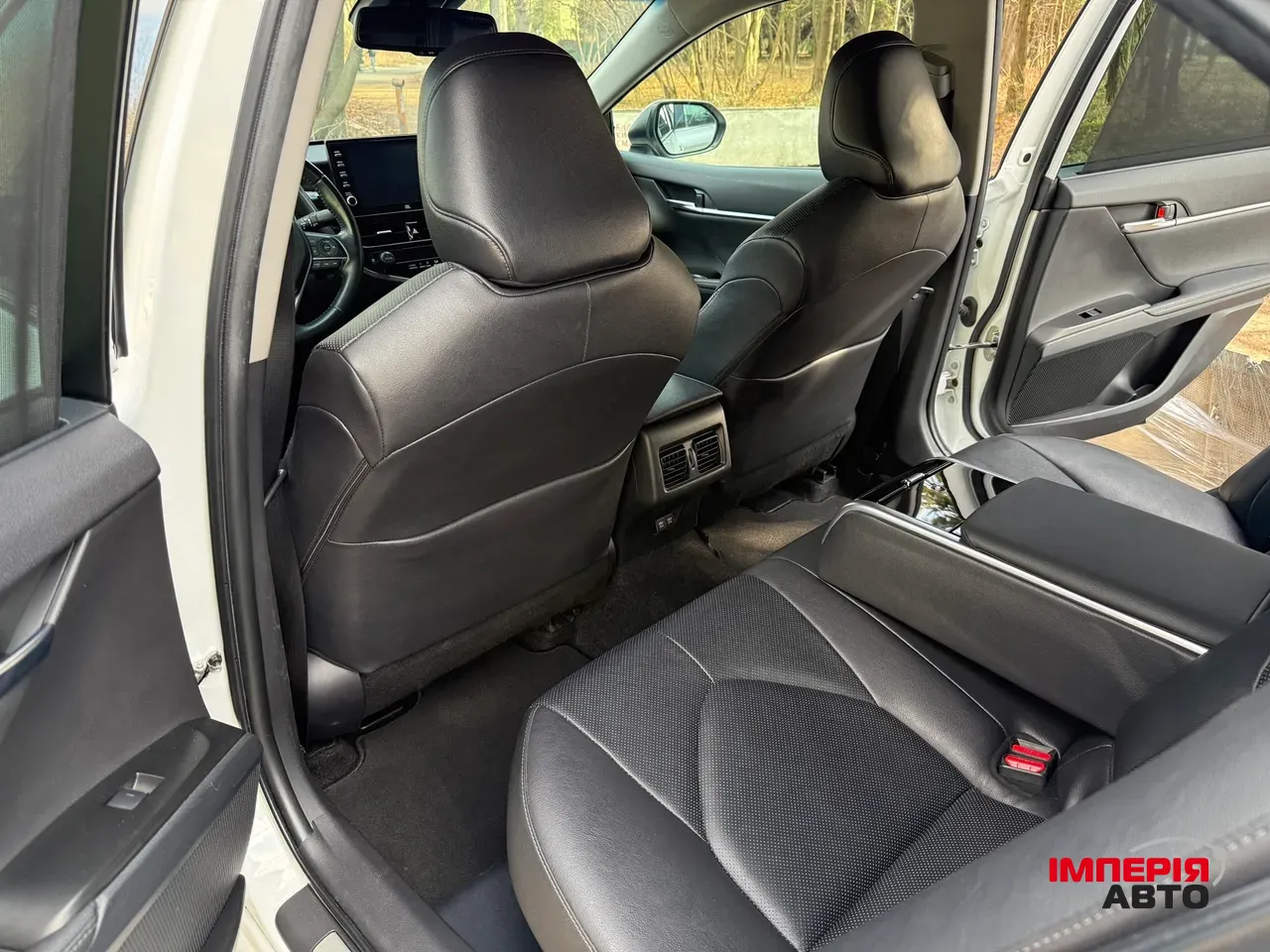 Toyota Camry - фото 10