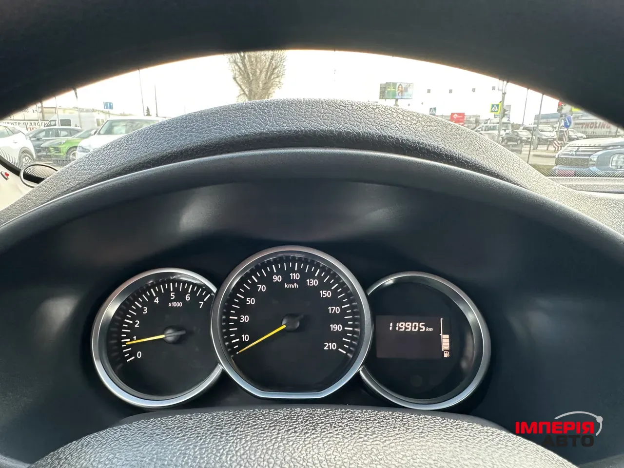 Renault Sandero - фото 17