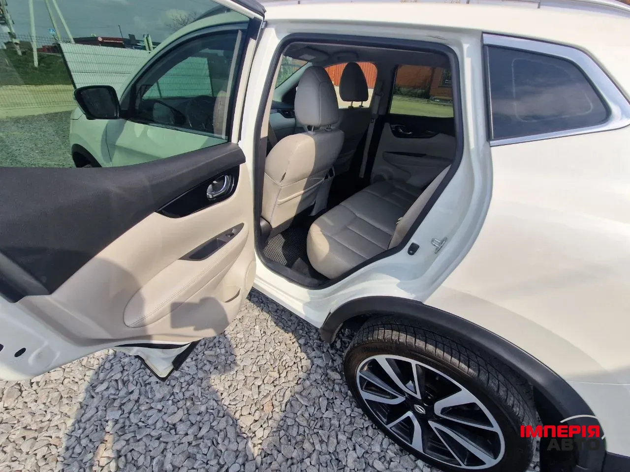 Nissan Rogue Sport - фото 19