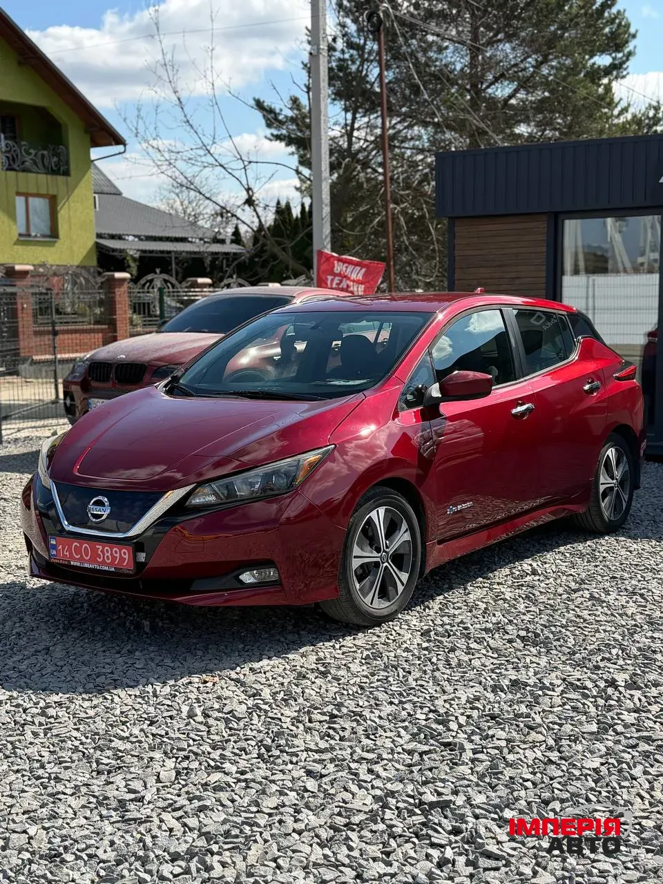 Nissan Leaf - фото 1