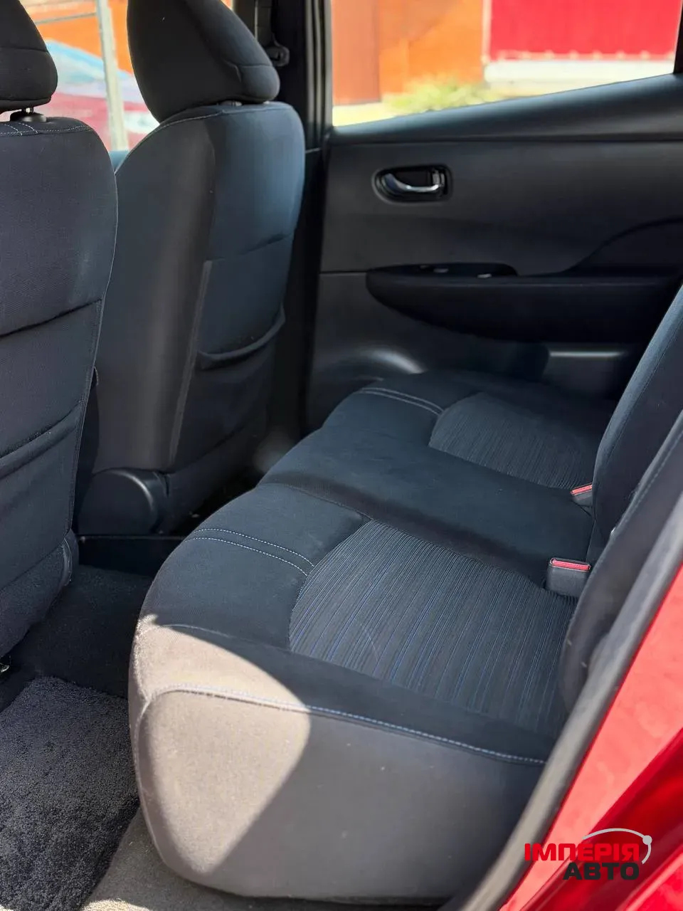 Nissan Leaf - фото 12