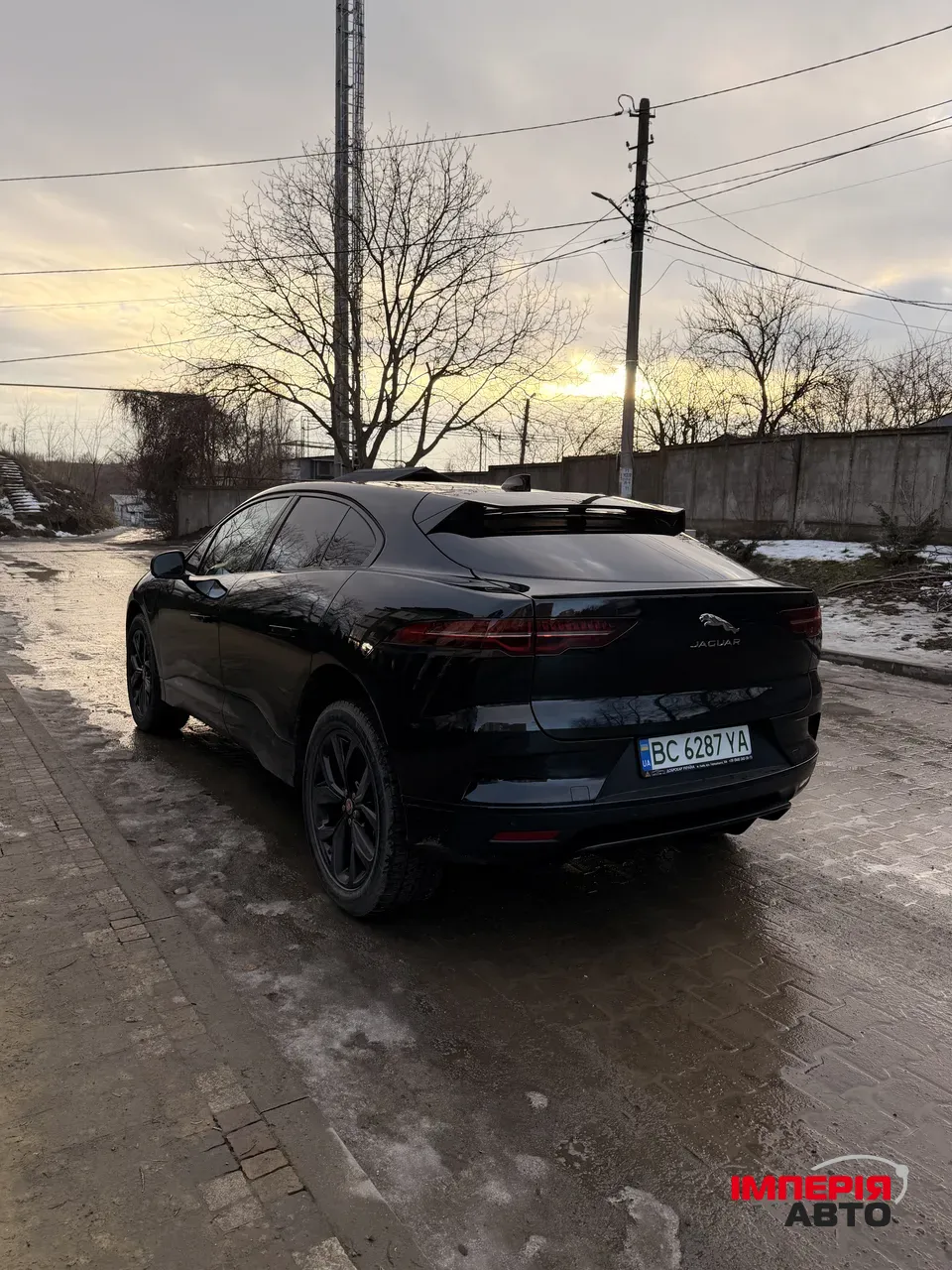 Jaguar I-Pace - фото 3