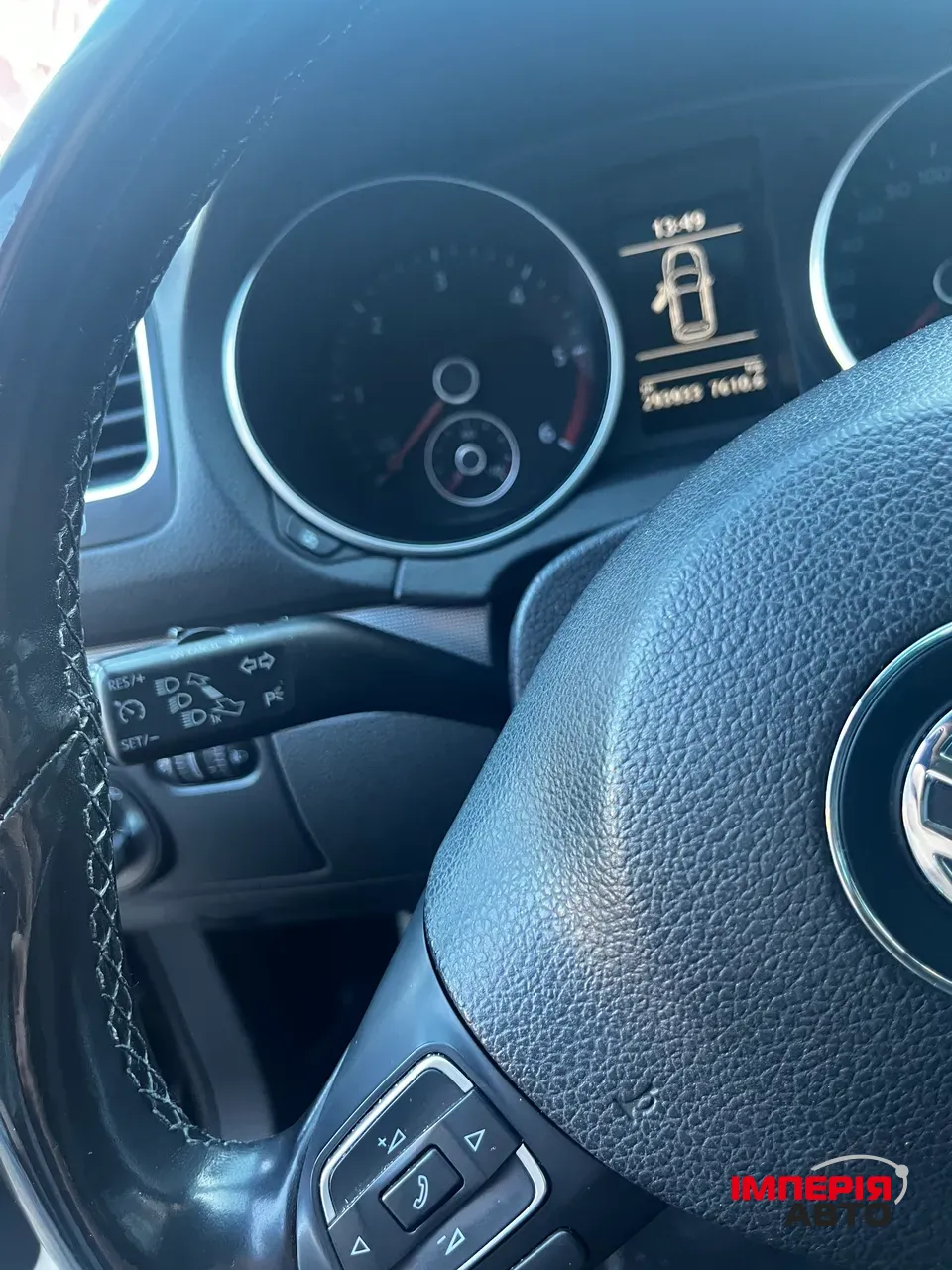 Volkswagen Golf GTD - фото 9