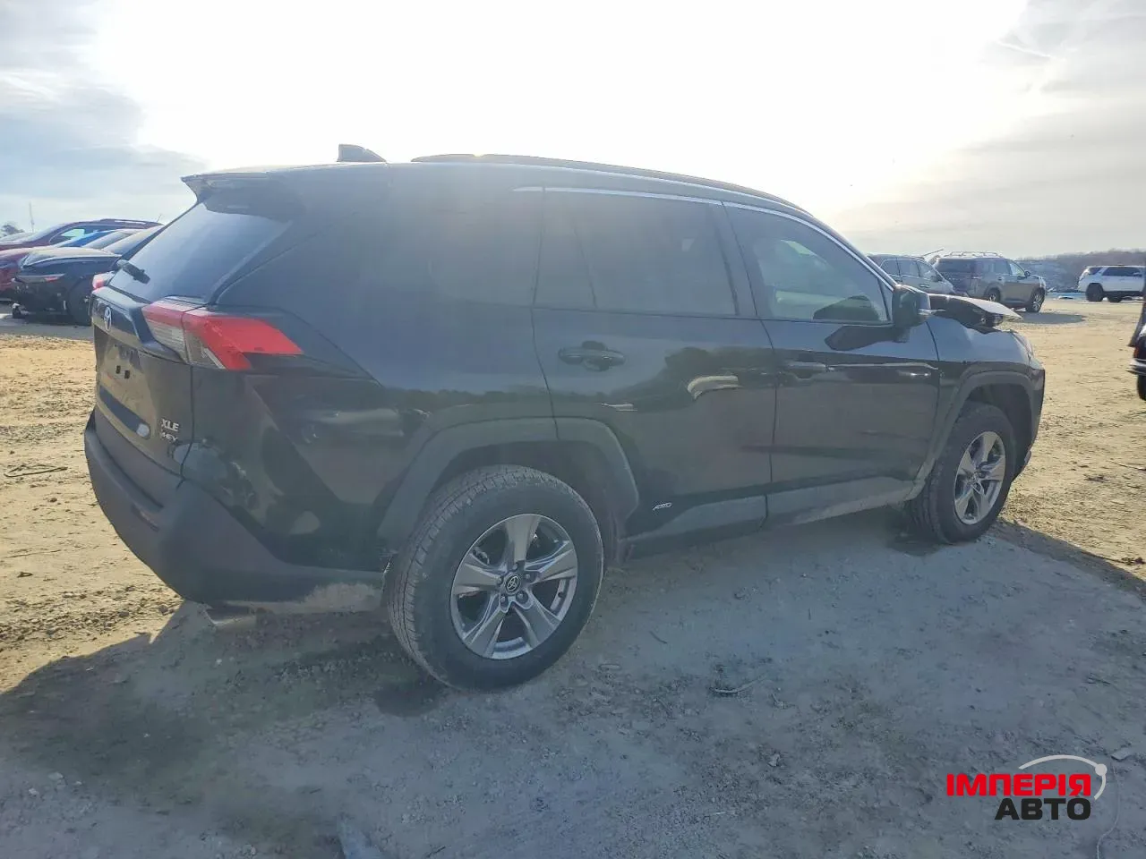 Toyota RAV4 - фото 6