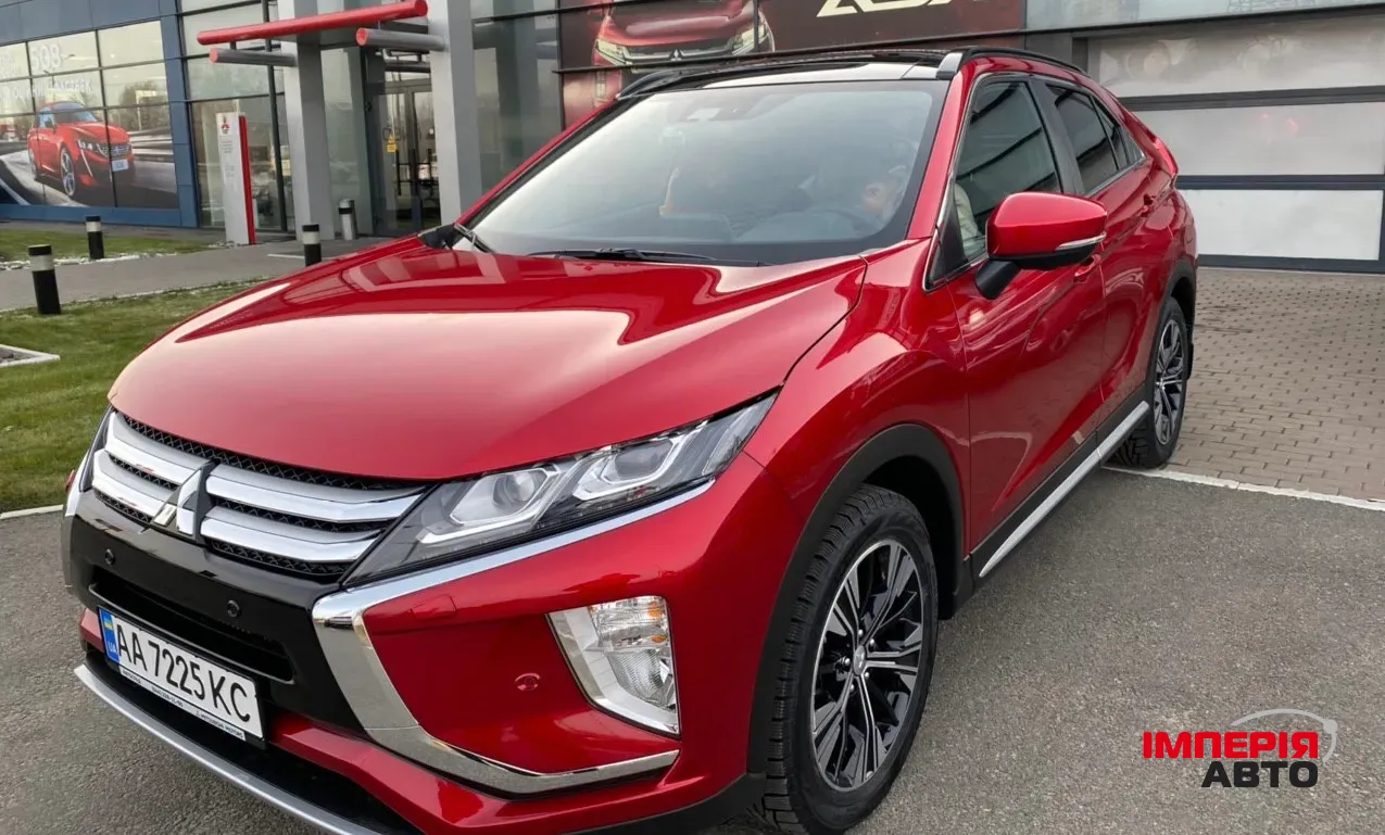 Mitsubishi Eclipse Cross - фото 1