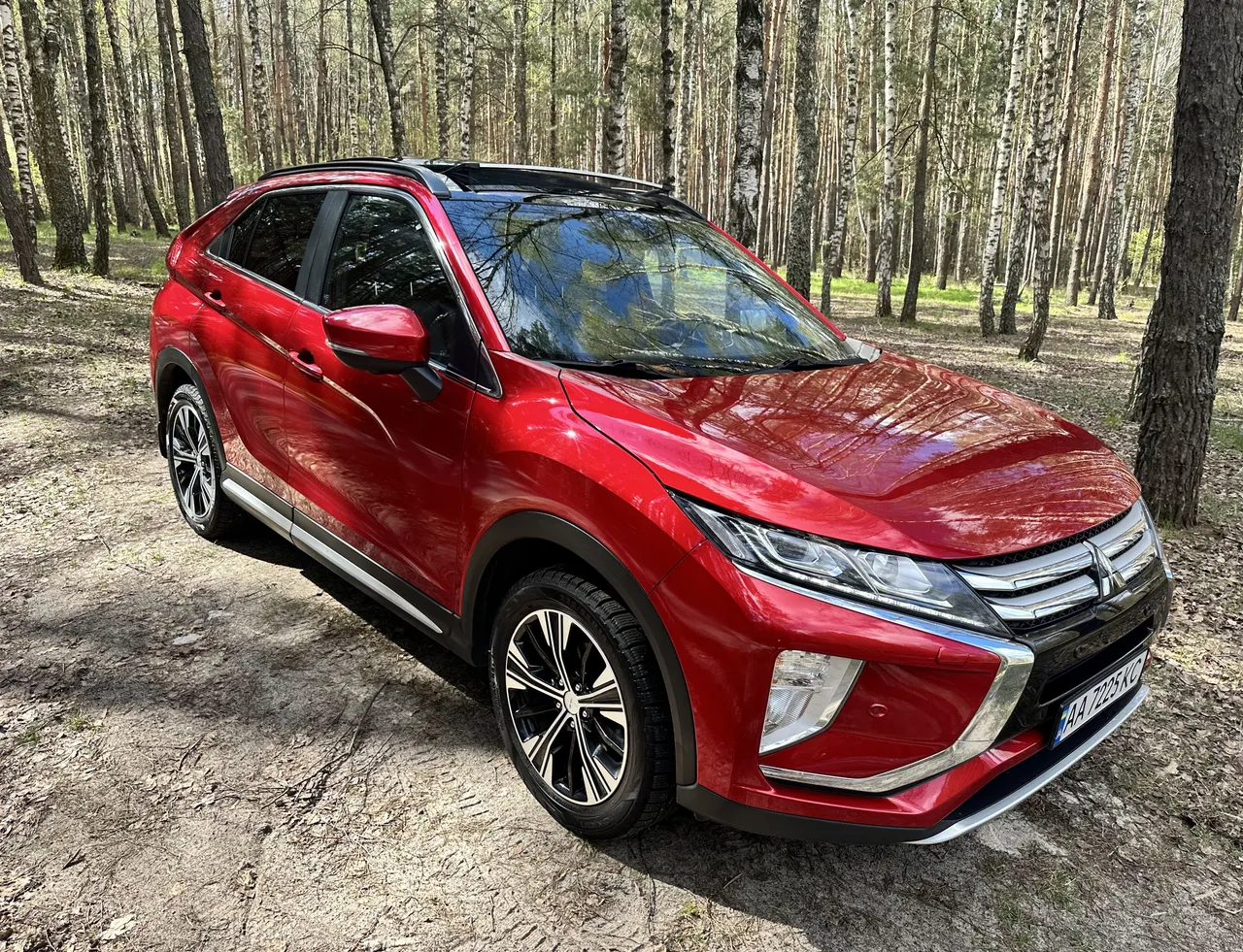 Mitsubishi Eclipse Cross - фото 1