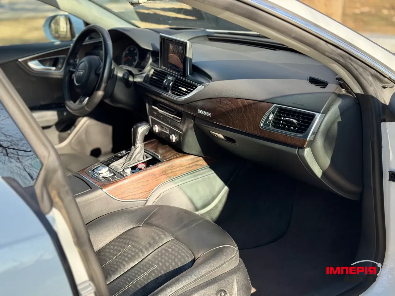 Audi A7 - фото 12