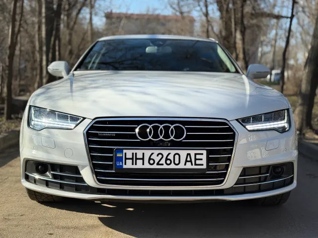 Audi A7 - фото 3