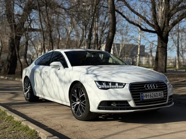 Audi A7 - фото 4