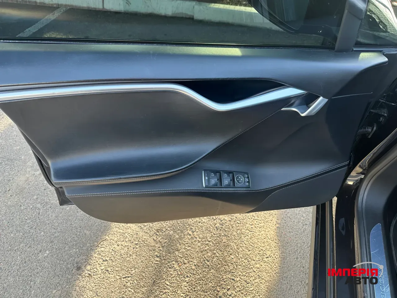 Tesla Model S - фото 16