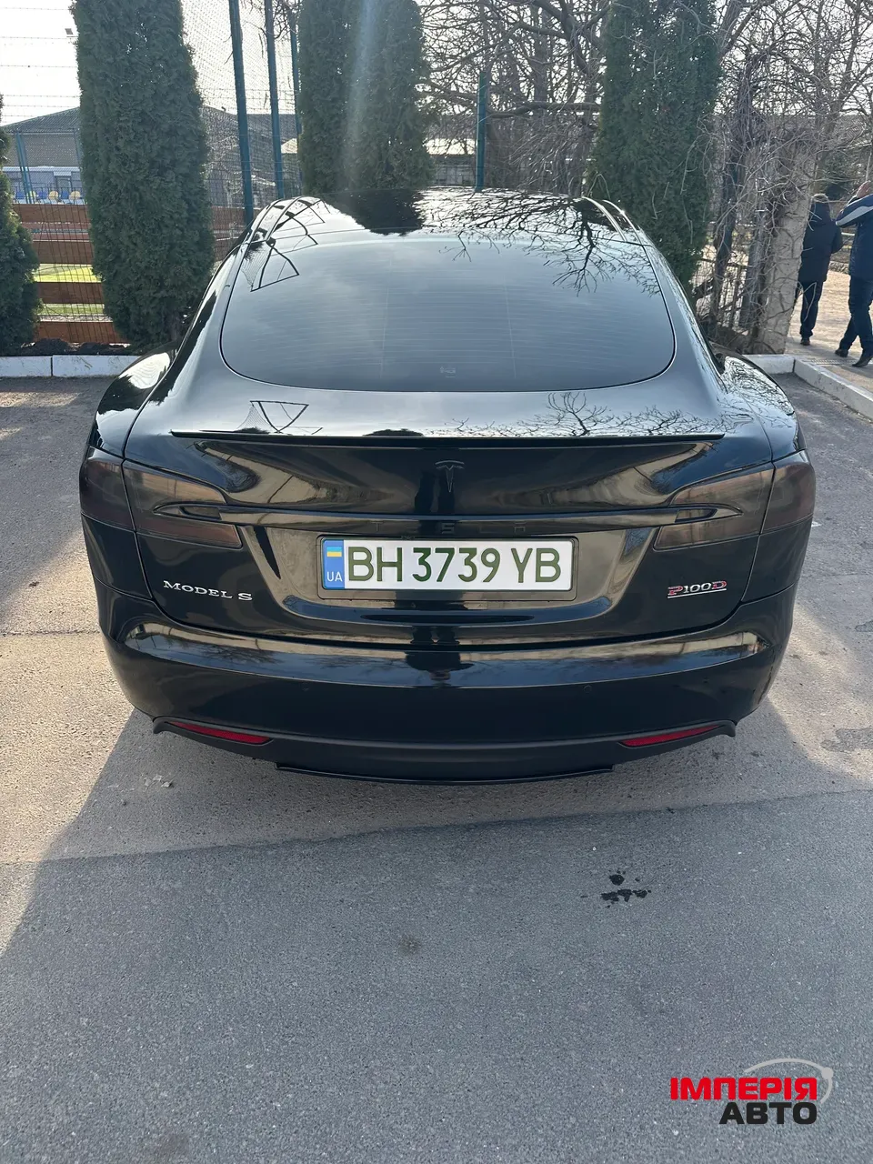Tesla Model S - фото 6