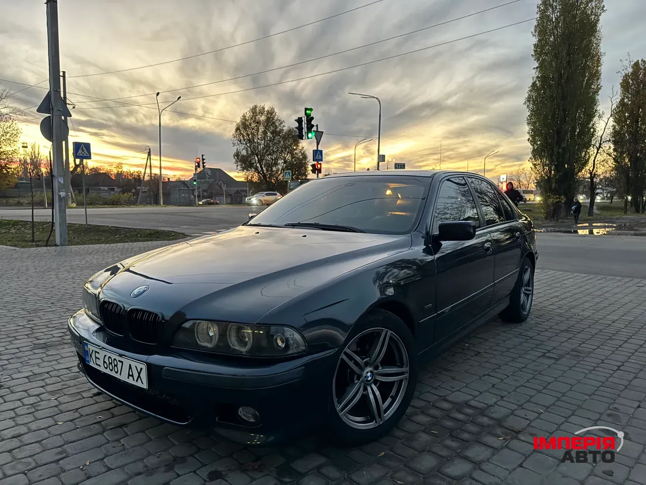 BMW 5 серії - фото 12
