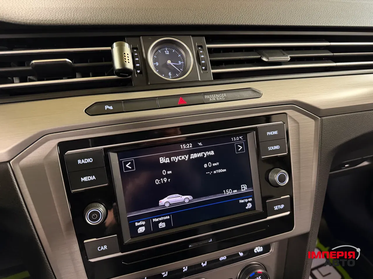 Volkswagen Passat - фото 25